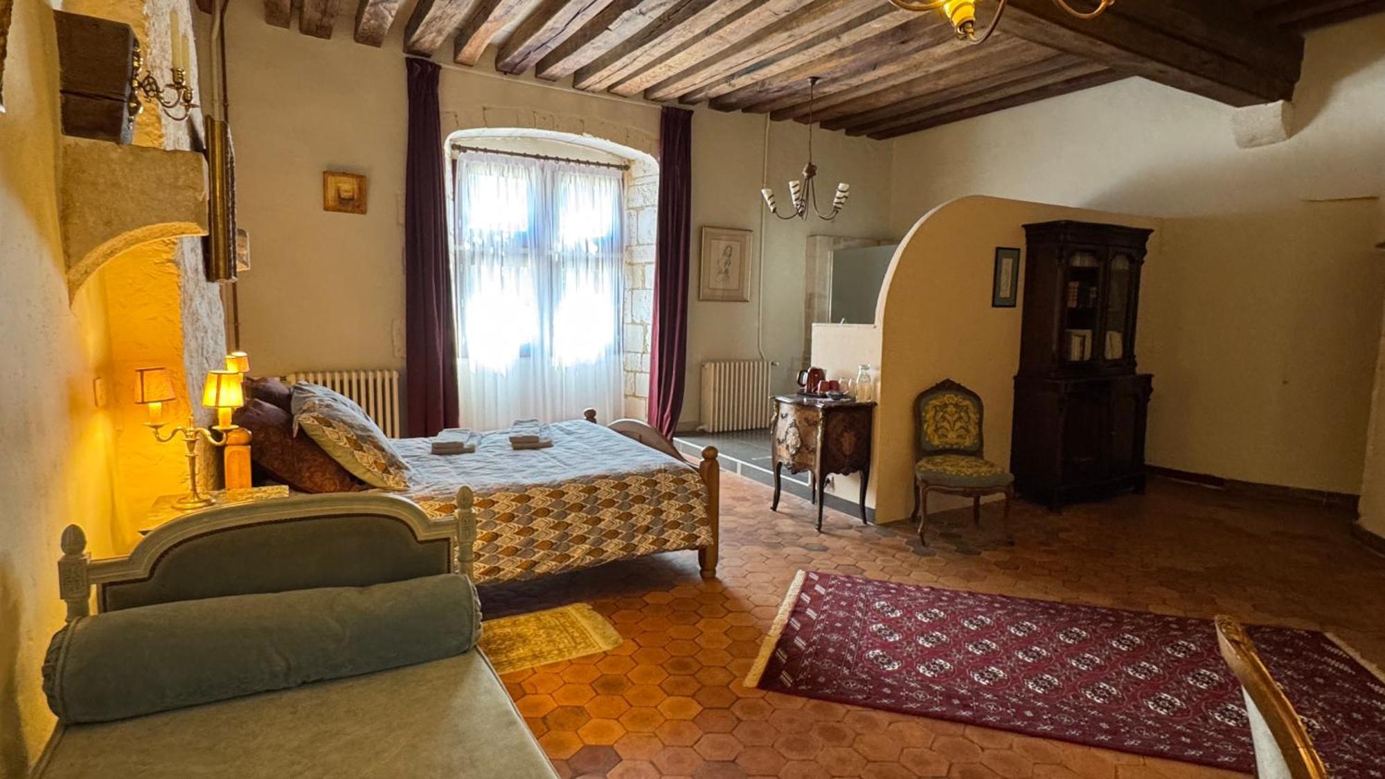 Maison Forte Perreuse Treigny Esterno foto